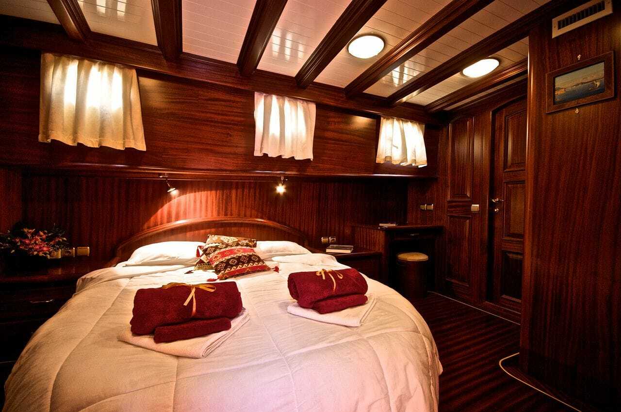 Отель Plaghia Boat & Breakfast Кастелламмаре-ди-Стабия Экстерьер фото